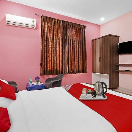 Oyo Flagship Hotel Golden Suites Bengaluru Zewnętrze zdjęcie
