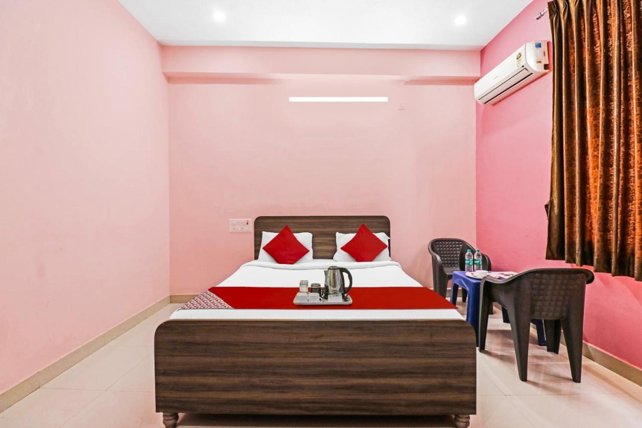 Oyo Flagship Hotel Golden Suites Bengaluru Zewnętrze zdjęcie